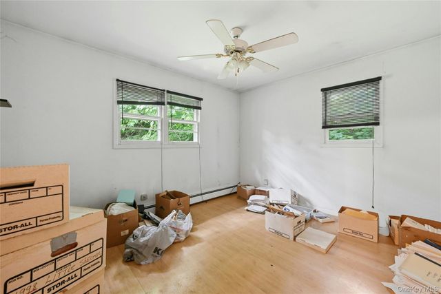 10 Lefferts Avenue, East Northport, NY 11731