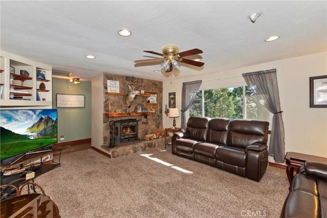 292 Heliotrope Drive, Lake Arrowhead, CA 92352