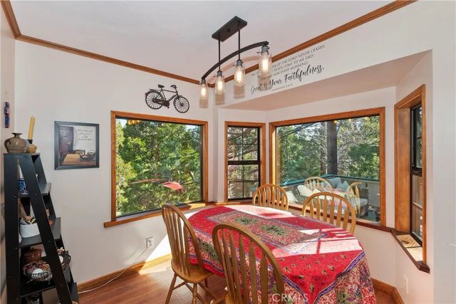 292 Heliotrope Drive, Lake Arrowhead, CA 92352