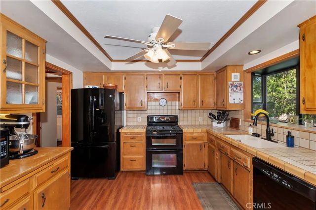 292 Heliotrope Drive, Lake Arrowhead, CA 92352