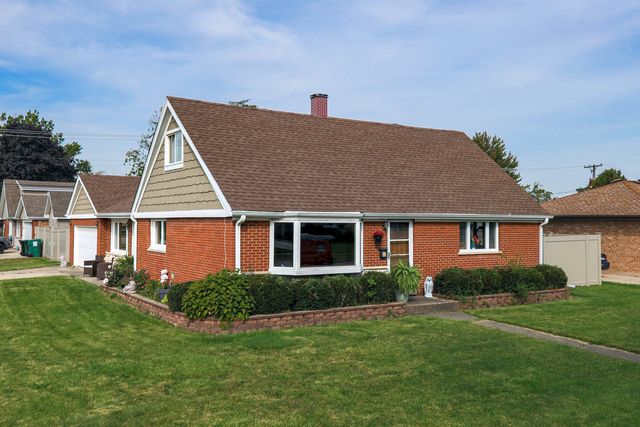 9236 Pembroke Lane, Bridgeview, IL 60455