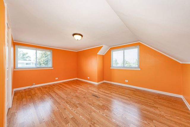 9236 Pembroke Lane, Bridgeview, IL 60455