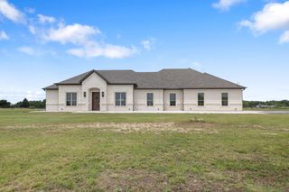 580 VZ County Road 3422, Wills Point, TX 75169