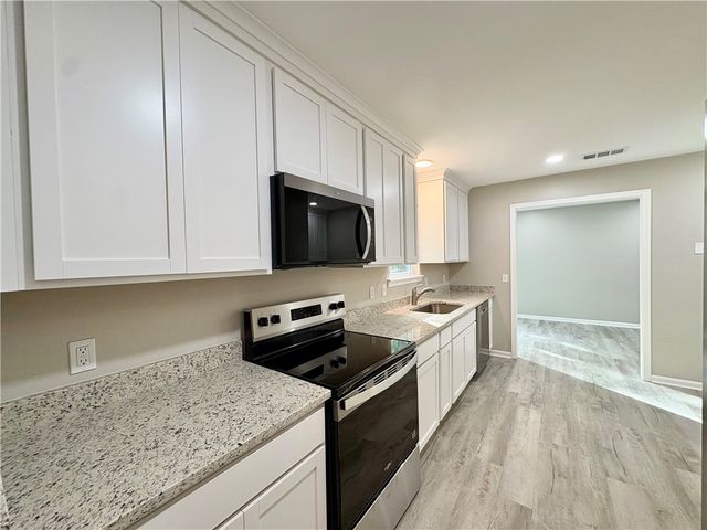 116 Chatford Circle, Brunswick, GA 31525