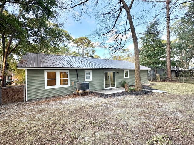 116 Chatford Circle, Brunswick, GA 31525