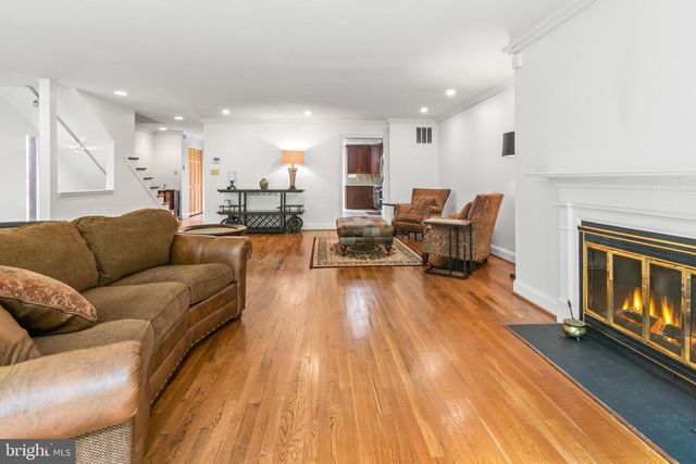 19 COLDWATER CT, Towson, MD 21204