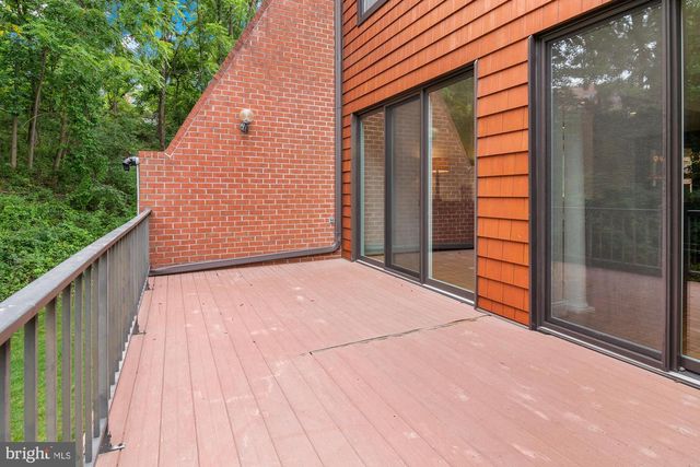 19 COLDWATER CT, Towson, MD 21204