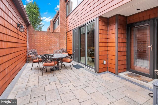 19 COLDWATER CT, Towson, MD 21204