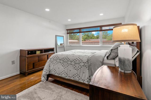 19 COLDWATER CT, Towson, MD 21204