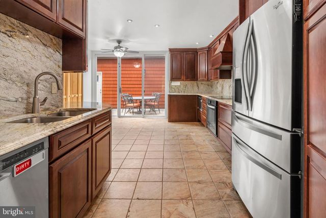 19 COLDWATER CT, Towson, MD 21204