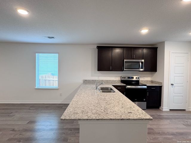 5128 Bay Breeze, San Antonio, TX 78245