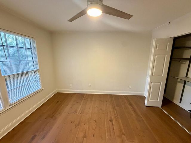 8 NW Cantey Place, Atlanta, GA 30327
