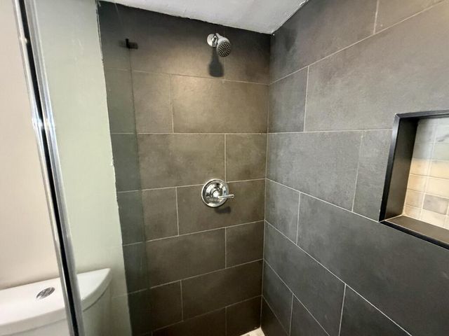 8 NW Cantey Place, Atlanta, GA 30327