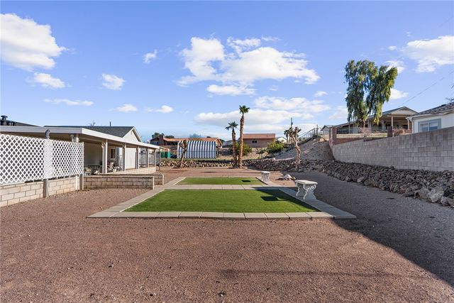 2447 E Gosiute Road, Fort Mohave, AZ 86426