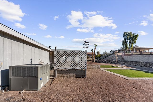 2447 E Gosiute Road, Fort Mohave, AZ 86426