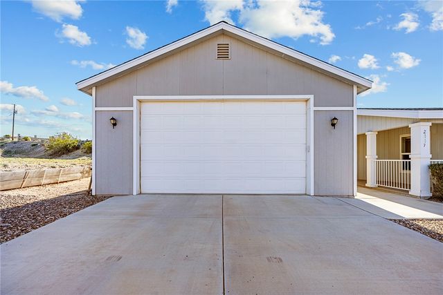 2447 E Gosiute Road, Fort Mohave, AZ 86426