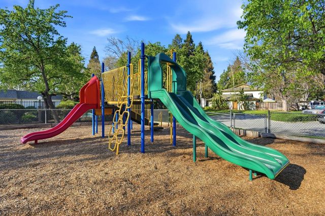 216 Fairway Glen Lane, San Jose, CA 95139