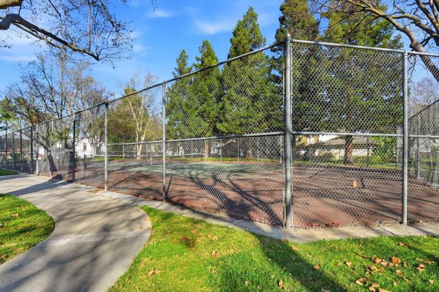 216 Fairway Glen Lane, San Jose, CA 95139