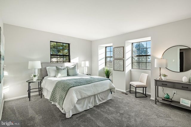 233 HOLLY DR, King Of Prussia, PA 19406