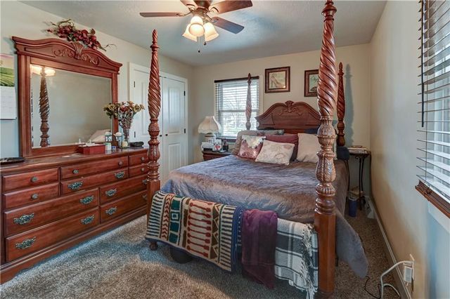 12901 Byars Road, Grandview, MO 64030