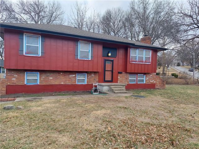 12901 Byars Road, Grandview, MO 64030