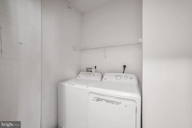 9720 LEATHERFERN TER #302, Gaithersburg, MD 20886