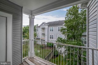 9720 LEATHERFERN TER #302, Gaithersburg, MD 20886