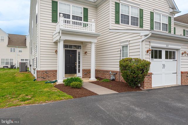 212 W BOURNE WAY, Millsboro, DE 19966