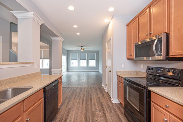 212 W BOURNE WAY, Millsboro, DE 19966