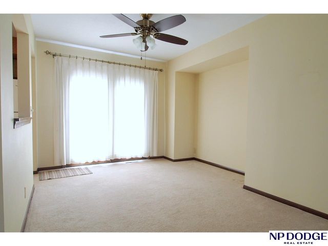 4846 S 93 Avenue, Omaha, NE 68127