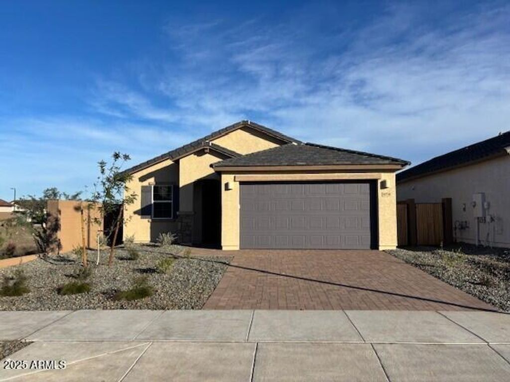 7936 W CATALINA Drive, Phoenix, AZ 85033