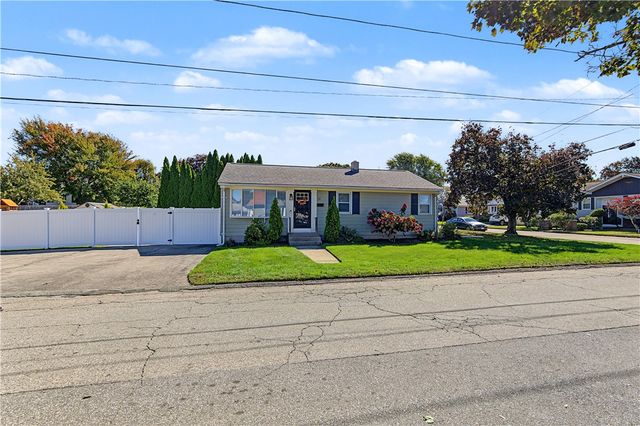162 East View Avenue, Cranston, RI 02920