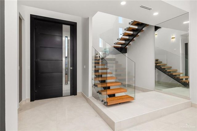 2322 S 42nd Lane, Mcallen, TX 78503