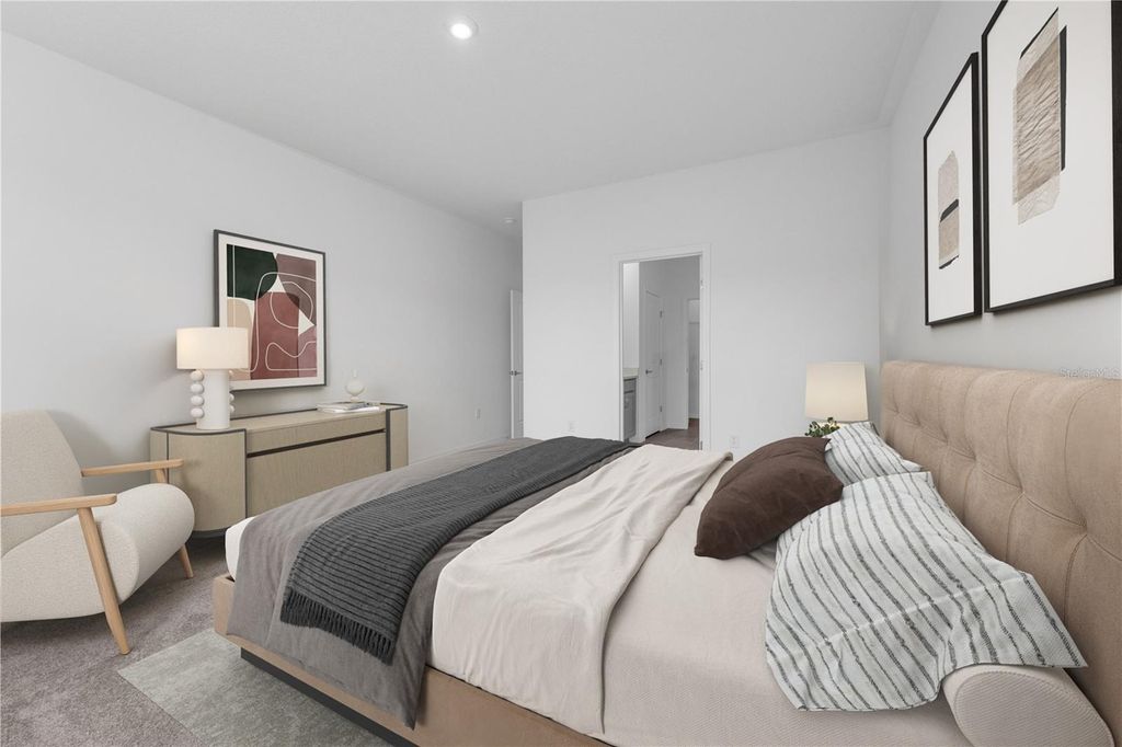 Image 14 of property listing at 10161 HUNTINGNET WAY, Leesburg, FL 34748