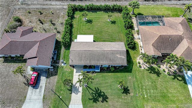 1120 SE 23rd TER, Cape Coral, FL 33990