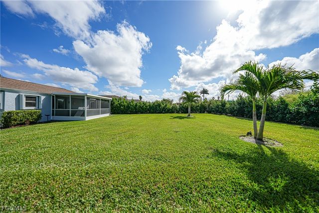 1120 SE 23rd TER, Cape Coral, FL 33990