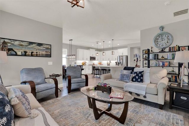 1219 FOLTZ LOOP, Oakland, FL 34787