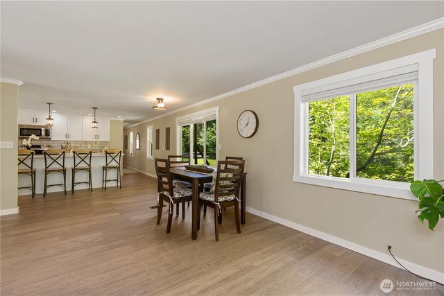 561 Sun Island Drive, Easton, WA 98925