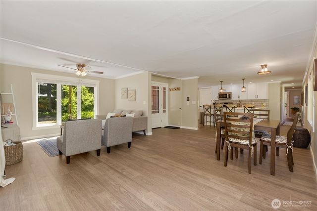 561 Sun Island Drive, Easton, WA 98925