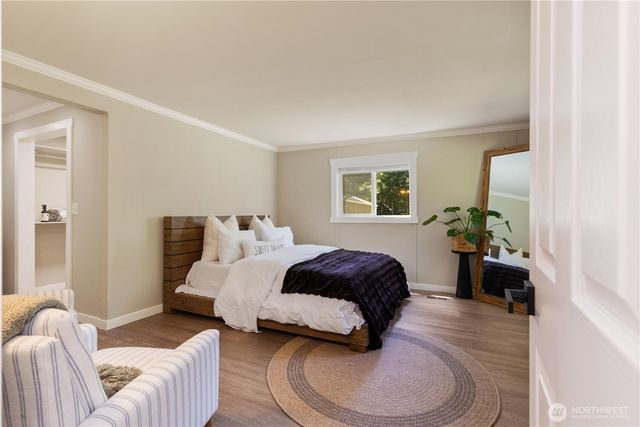 561 Sun Island Drive, Easton, WA 98925