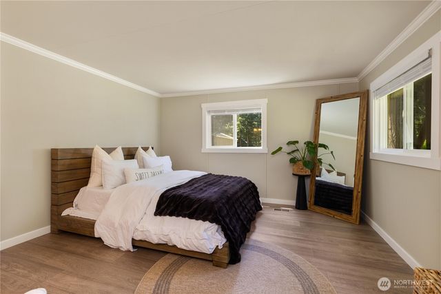 561 Sun Island Drive, Easton, WA 98925
