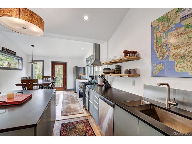 3049 CR-6, Alma, CO 80440