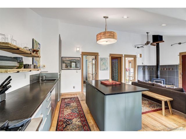 3049 CR-6, Alma, CO 80440