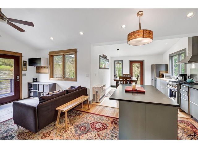 3049 CR-6, Alma, CO 80440