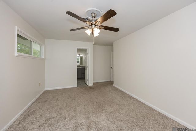 555 Lonita St, Baton Rouge, LA 70815