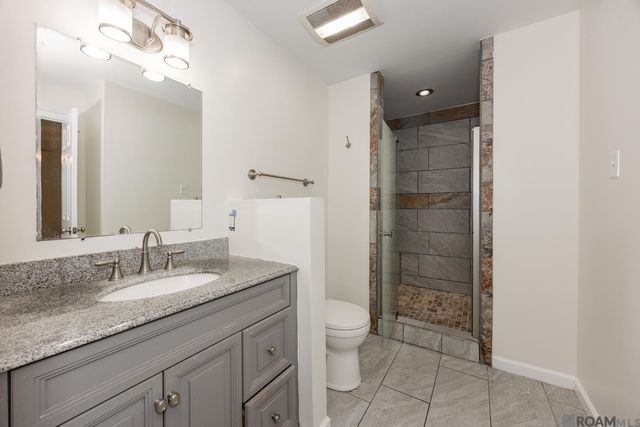 555 Lonita St, Baton Rouge, LA 70815