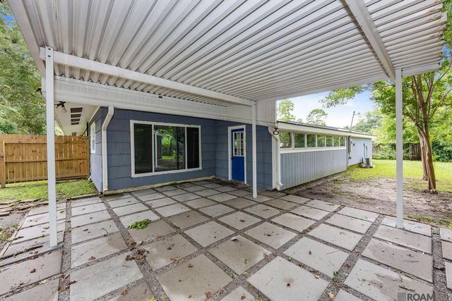 555 Lonita St, Baton Rouge, LA 70815