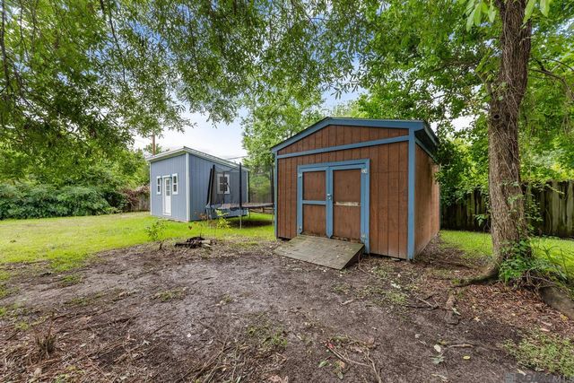 555 Lonita St, Baton Rouge, LA 70815