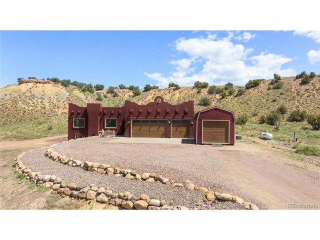 507 Van Egmond Dr, Penrose, CO 81240