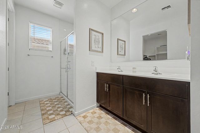 4370 W SUNCUP Drive, San Tan Valley, AZ 85144